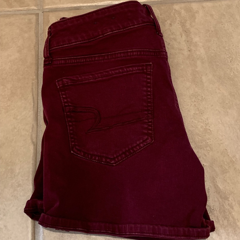 American eagle maroon jean shorts